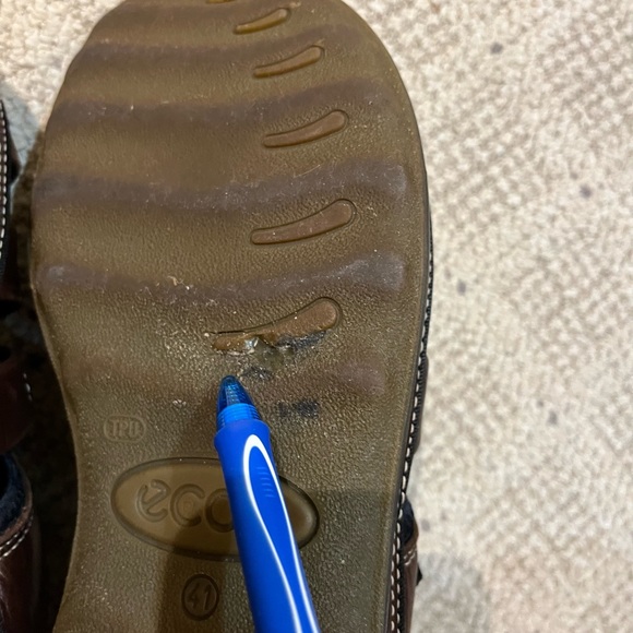 SOLD!!!Ecco Leather Open Toe Fisherman Sandals. - Picture 9 of 9